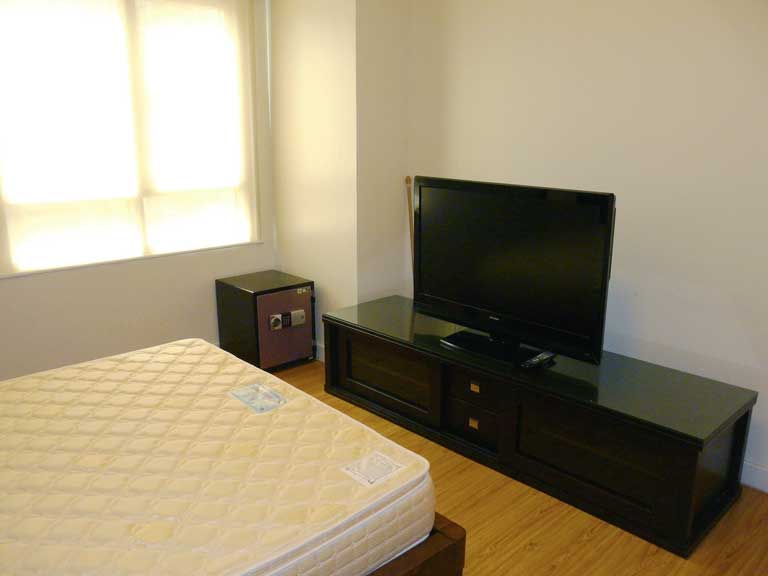 3BR Condo For Rent in The Grove, Rockwell